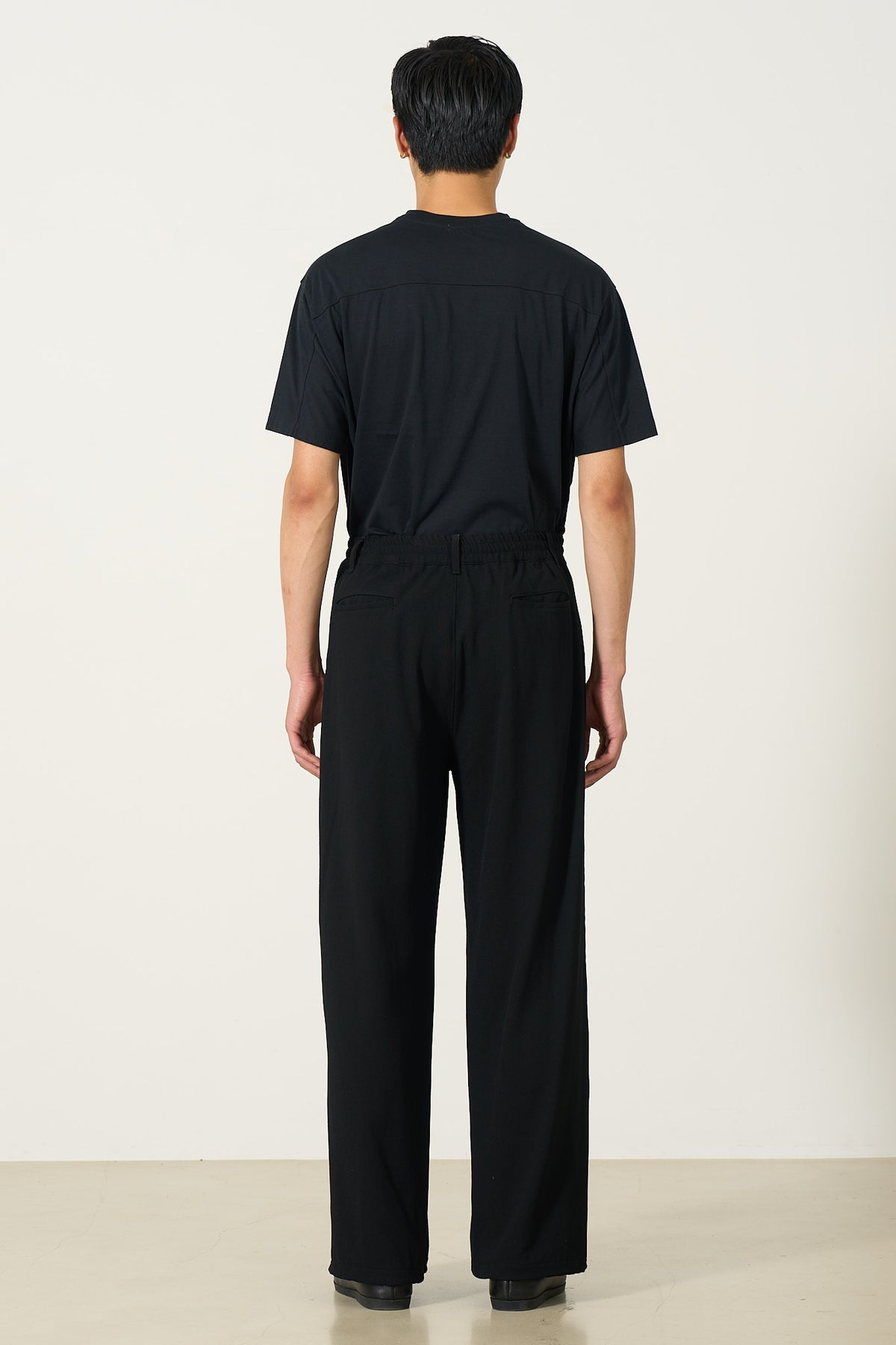 Exclusive Wool Back Satin Kersey 2pleated Easy Wide Trousers