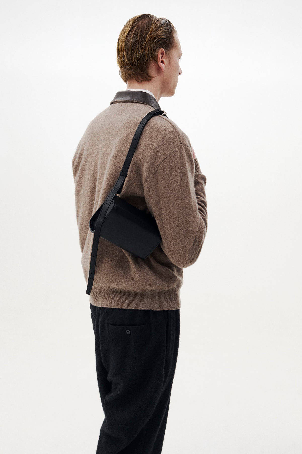 ×TSUCHIYA CABAN Camera Bag