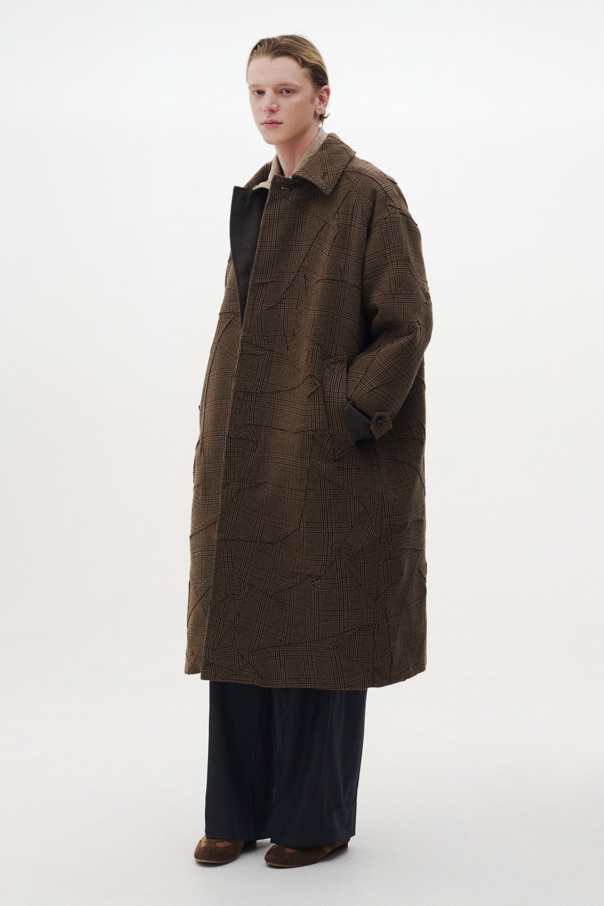 Needlepunched Wool Tweed Balmacaan Coat