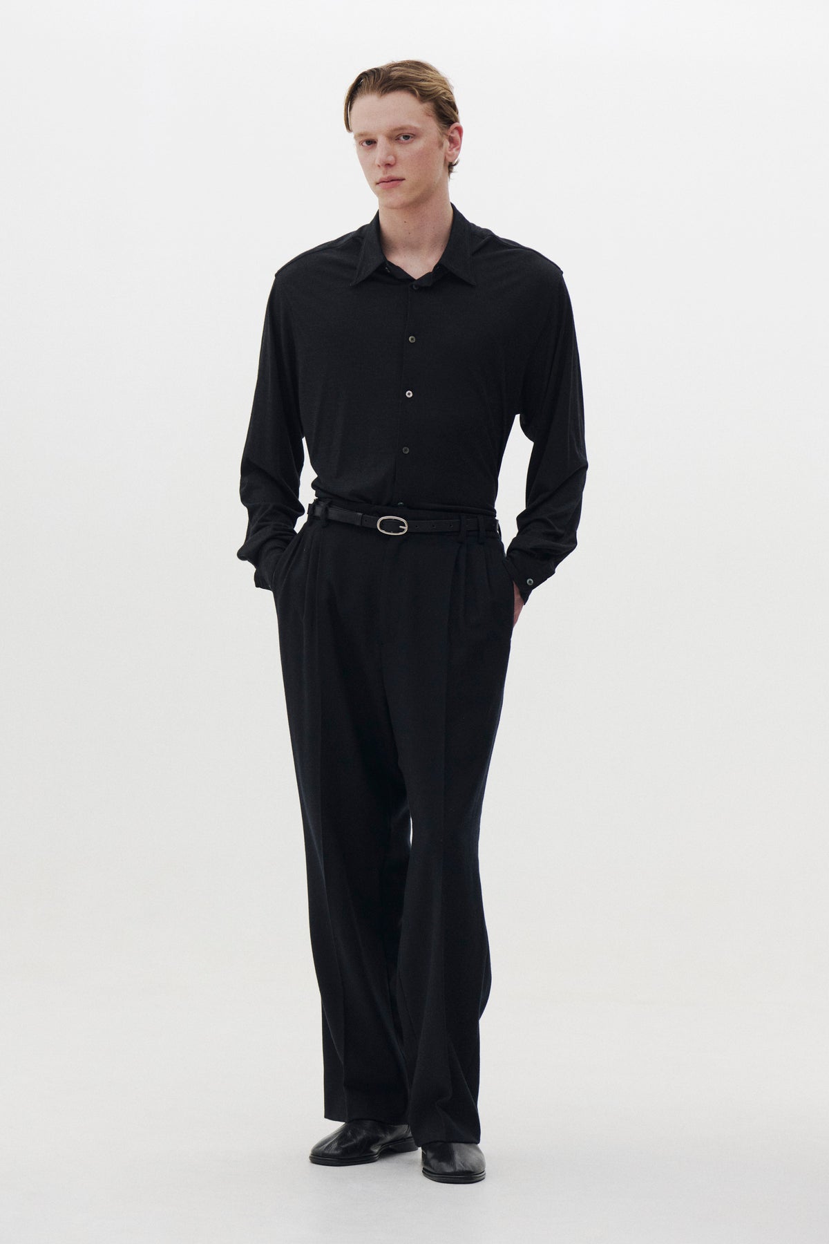 Pure Merino Wool Serge 4Pleated Wide Tapered Trousers
