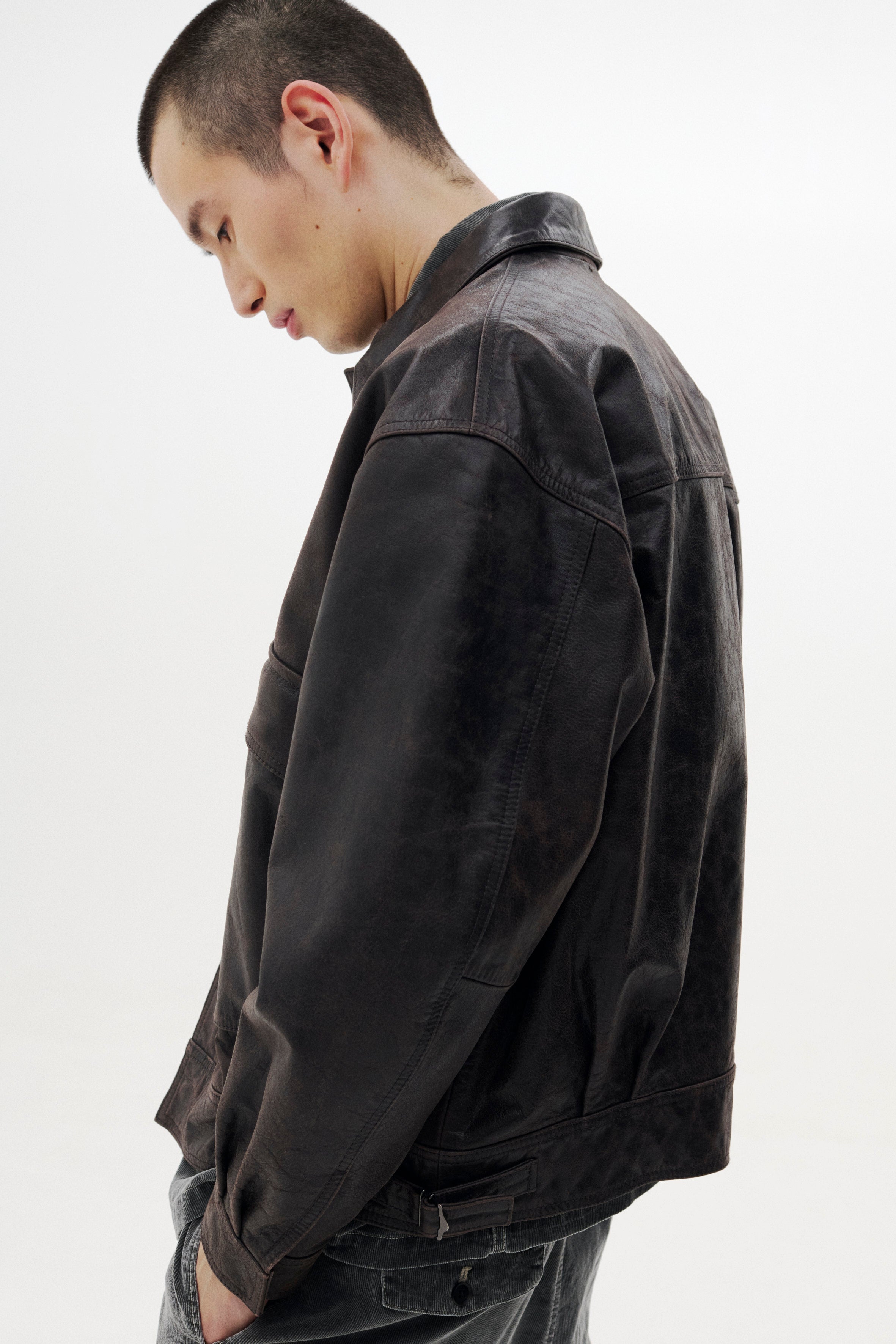 Cow Leather Flight Jacket | YOKE Official Website
