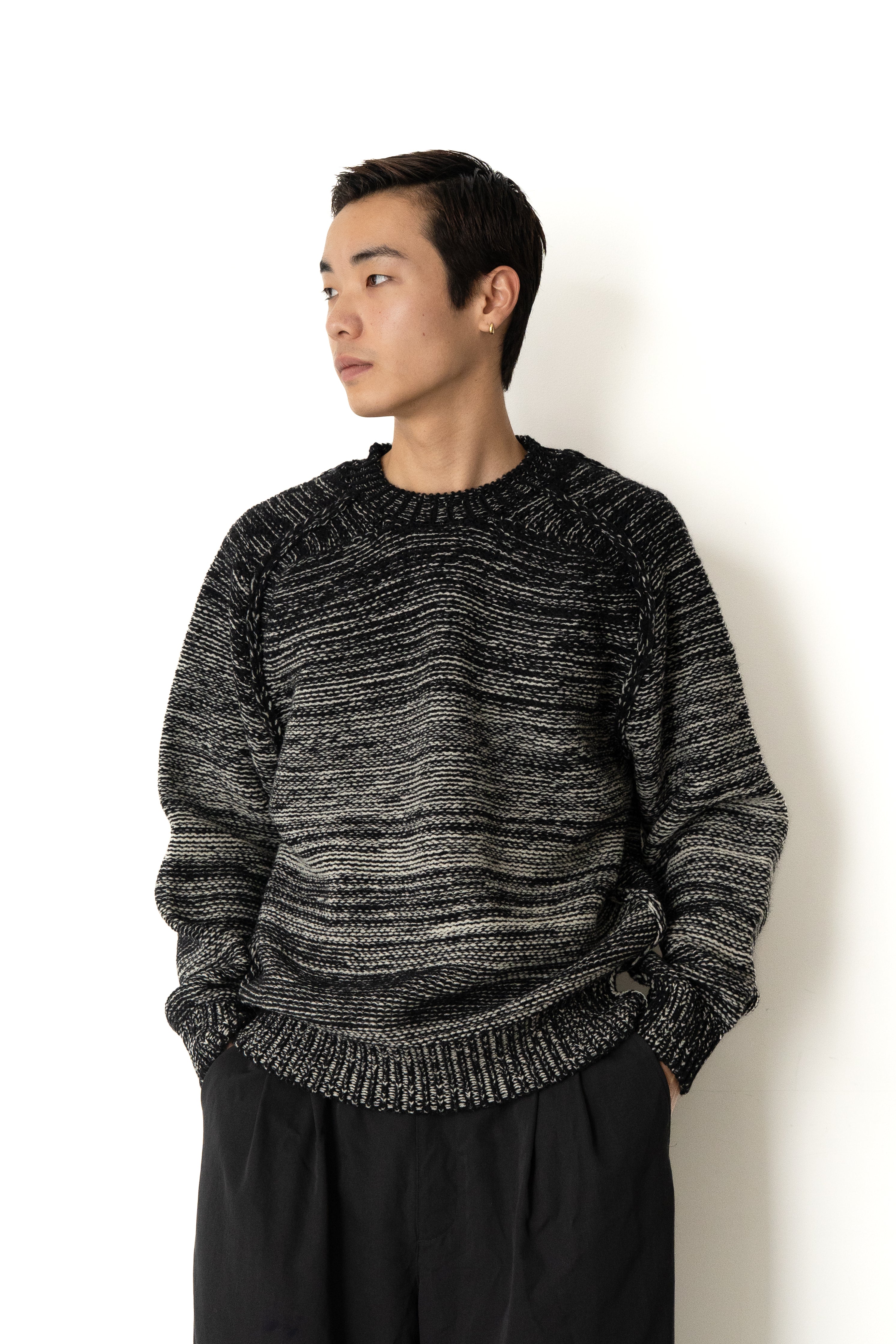 トップス YOKE GRADATION BORDER CREW NECK 20aw Gradation Crewneck Sweater | YOKE Official Website