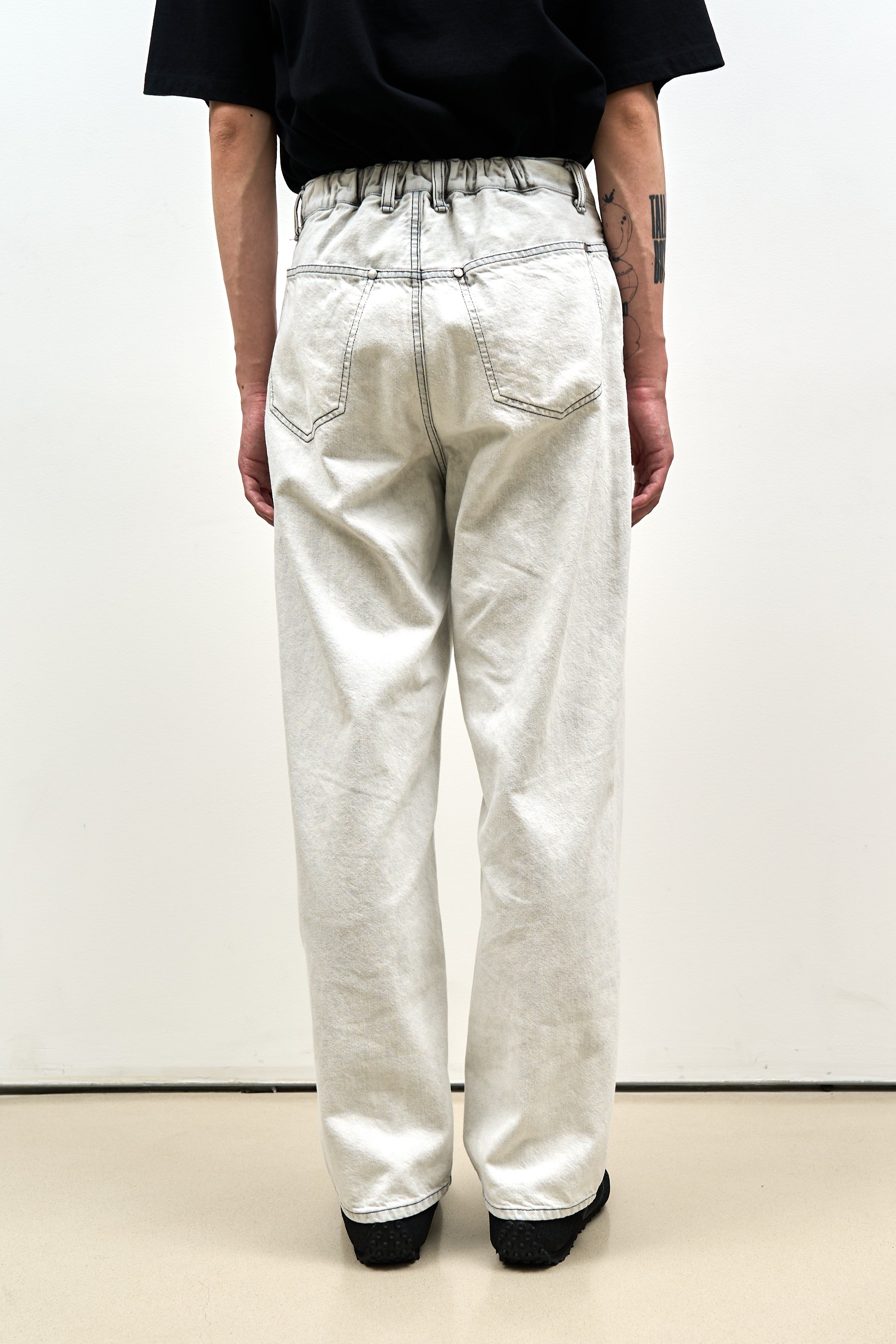 Pants | YOKE Official Website
