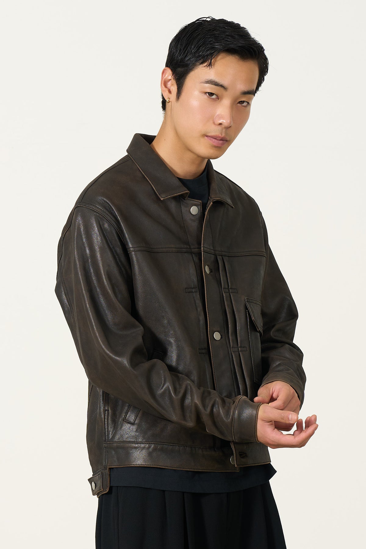 x ELIMINATER Cracked Leather Docking Trucker Jacket