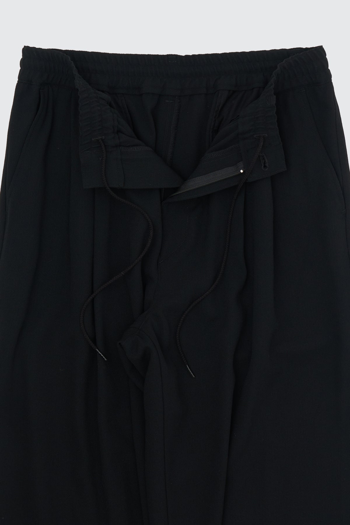 Exclusive Wool Back Satin Kersey 2pleated Easy Wide Trousers