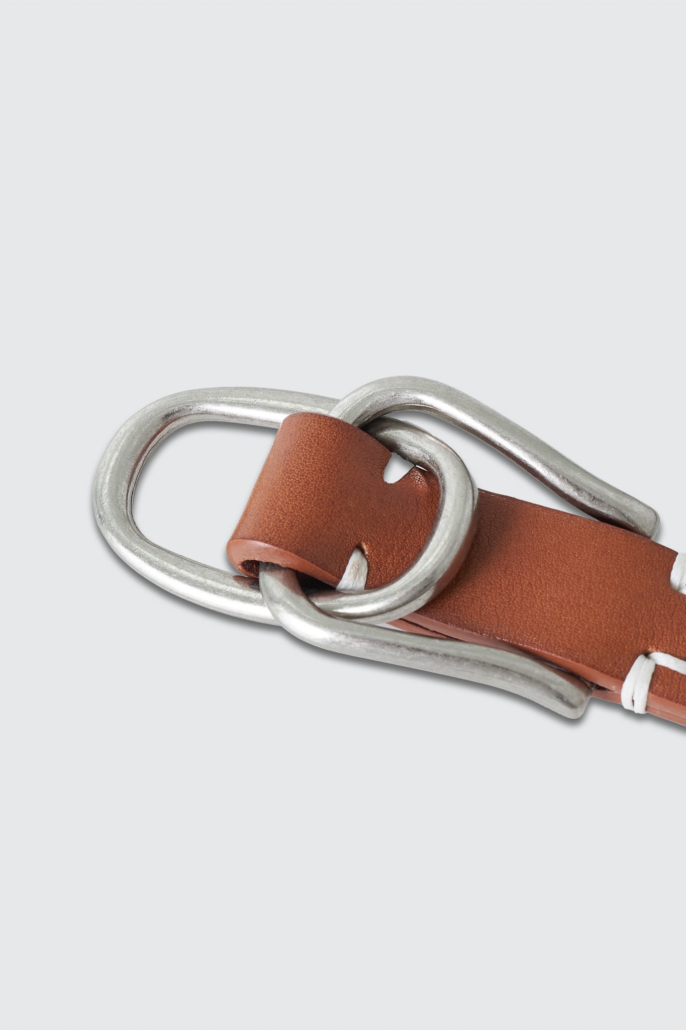 Double Buckle Leather Belt | YOKE Official Website