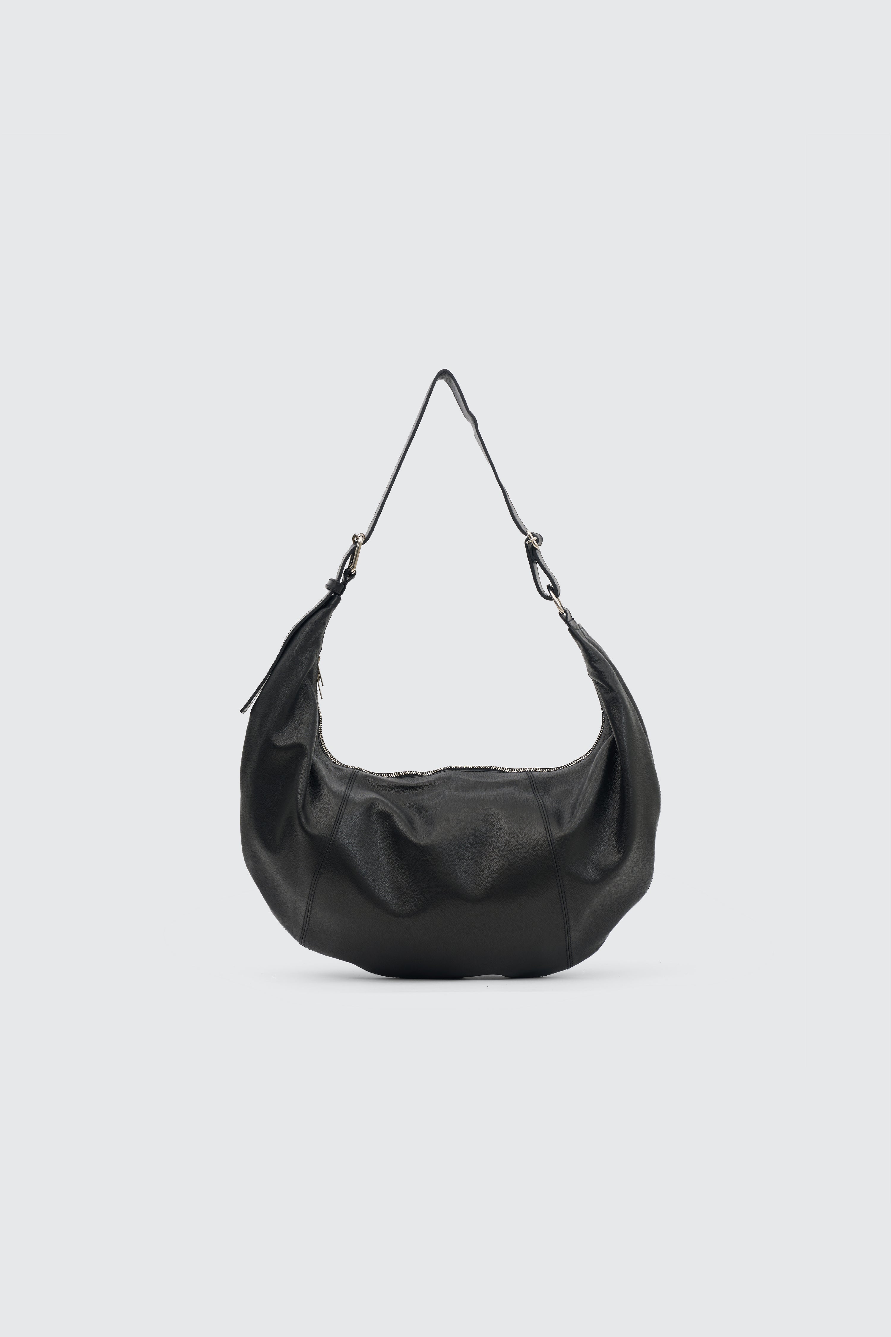 Carf Leather Shoulder Bag | YOKE Official Website