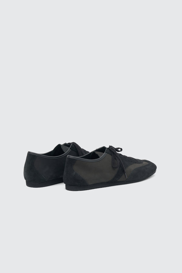 ×Reproduction found German Trainer