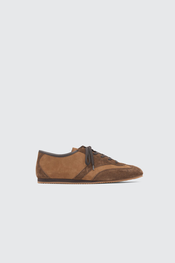 ×Reproduction found German Trainer