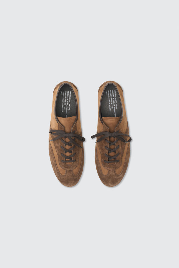 ×Reproduction found German Trainer