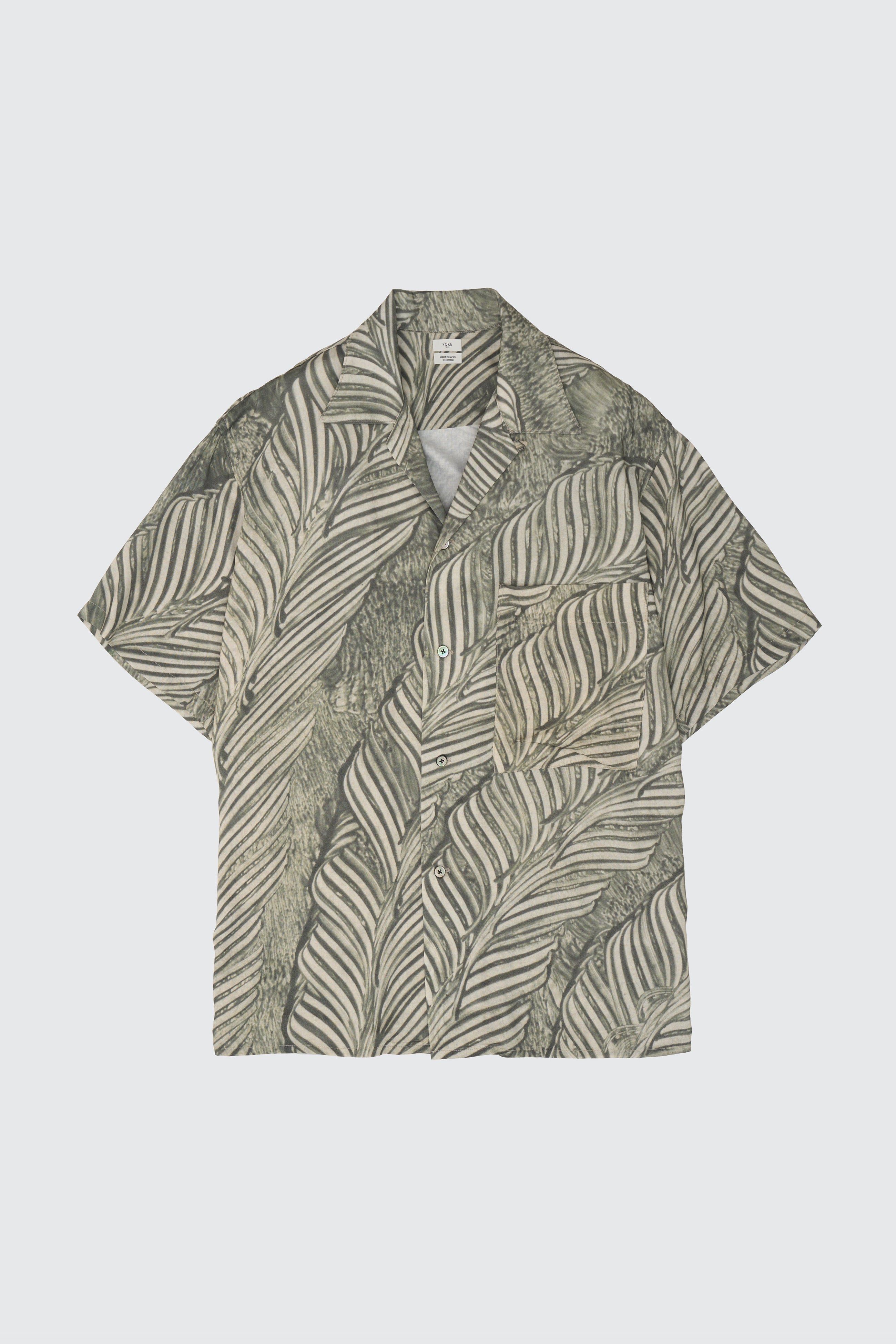 Vintage Pattern Printed Open Collar Shirt | YOKE Official Website