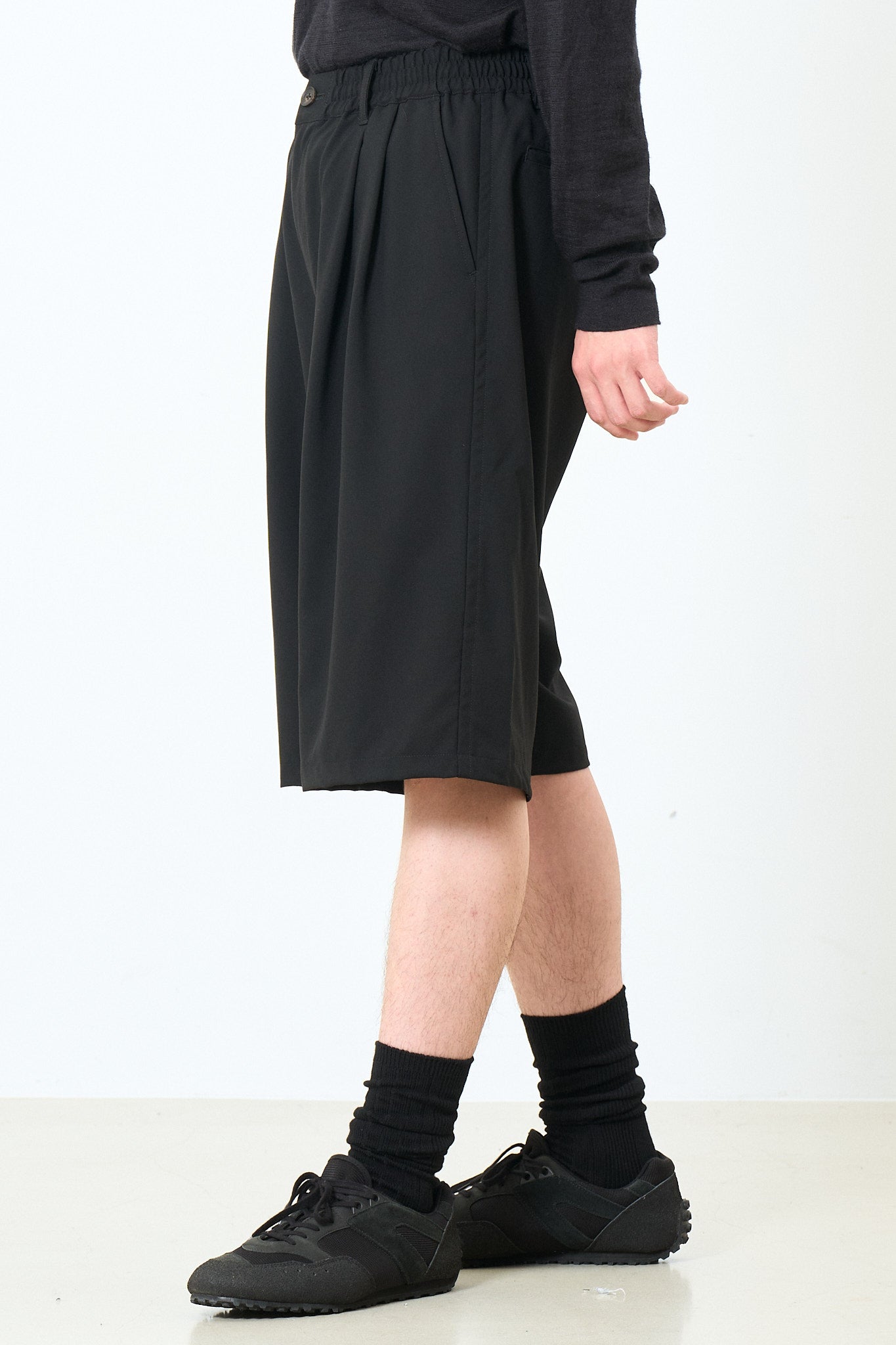 Pants | YOKE Official Website