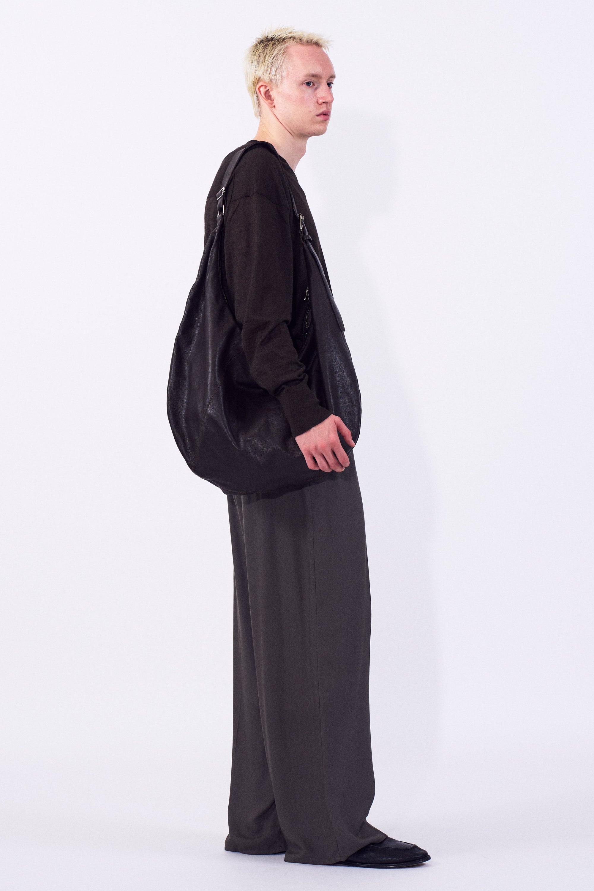 Carf Leather Circle Bag