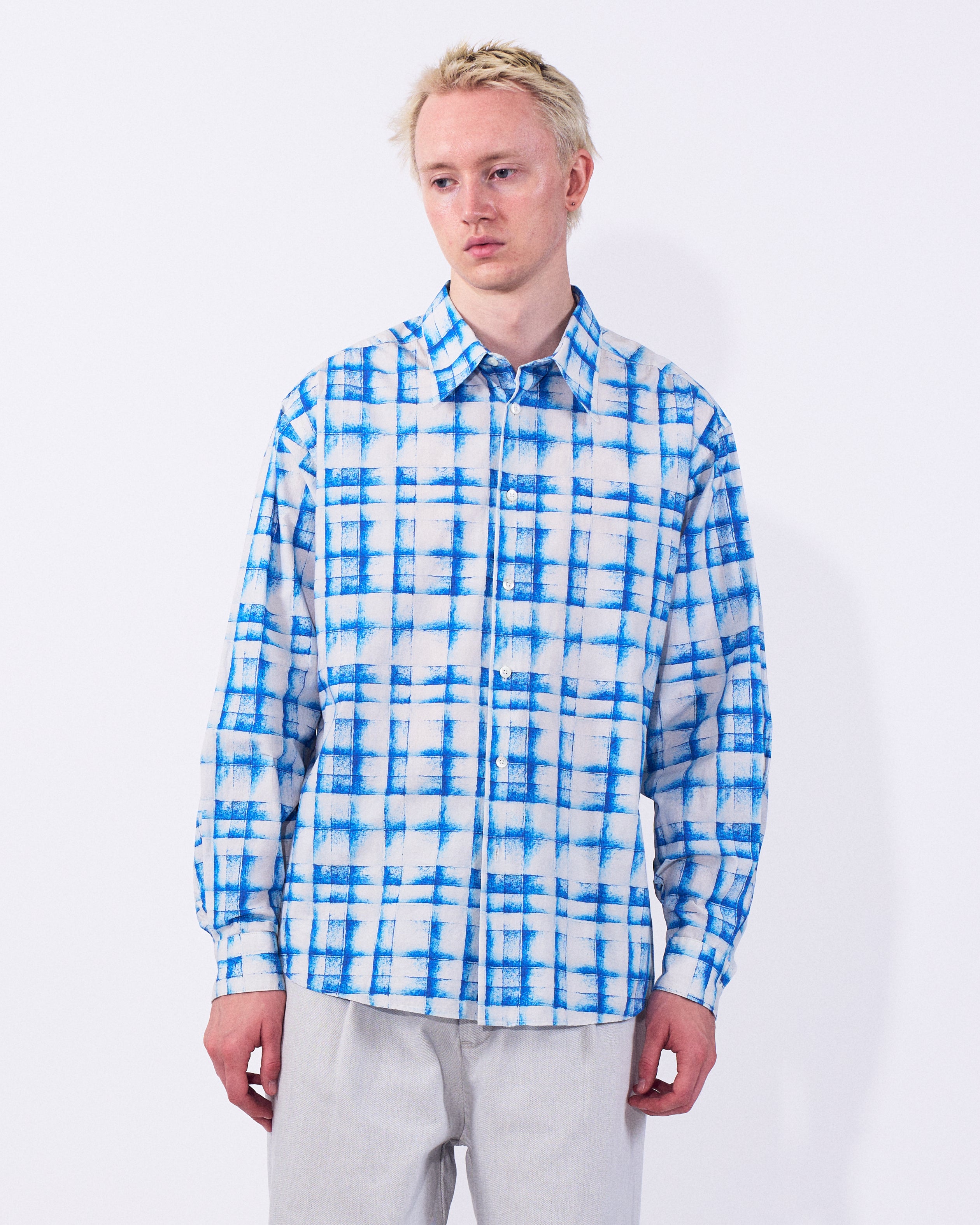 YOKE 青 チェック柄 オーバーサイズシャツ Plaid Cotton Typewriter Loose Fit Shirt | YOKE Official Website