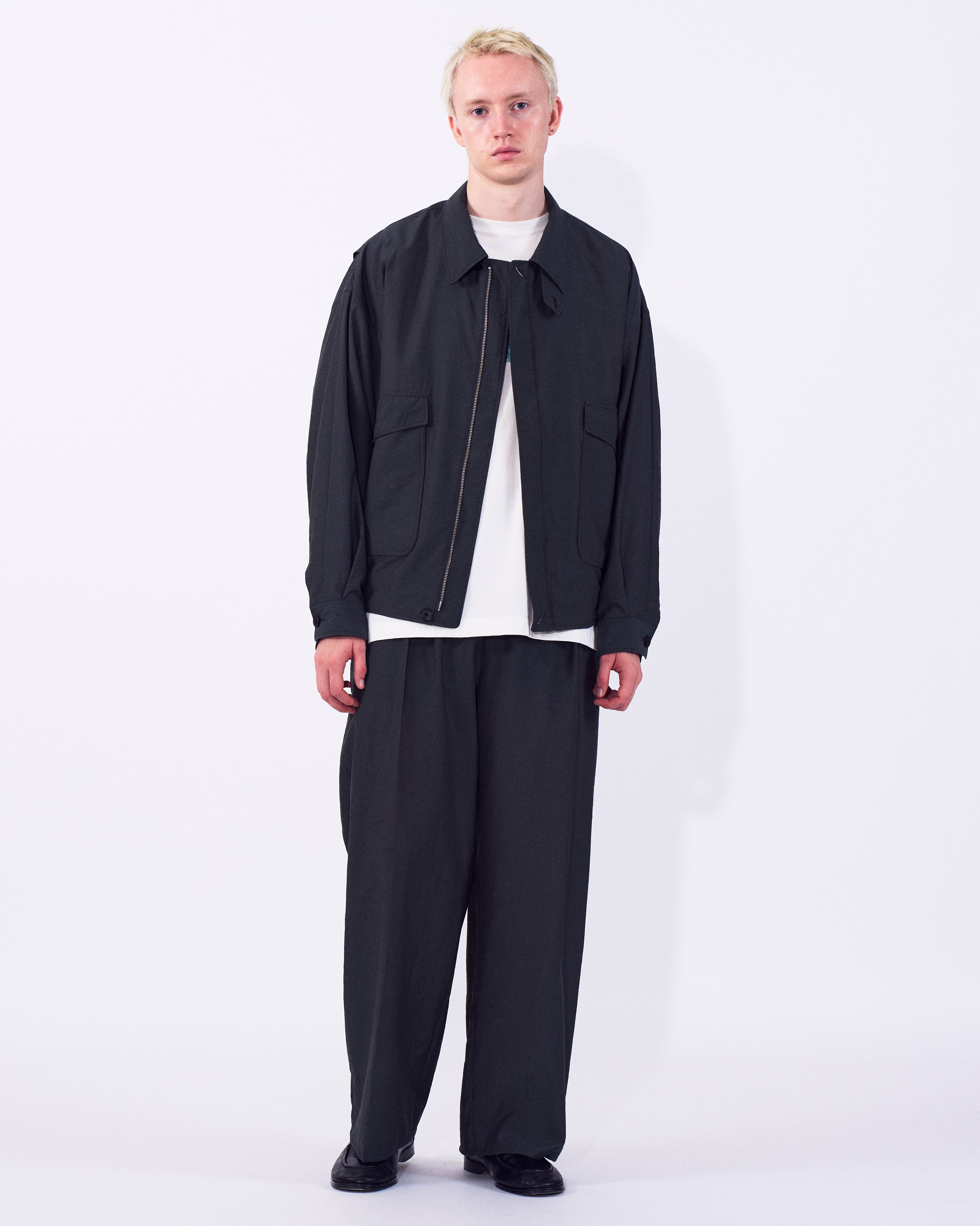 Wool Nylon Front Flat 1Pleated Easy Trousers | YOKE Official Website