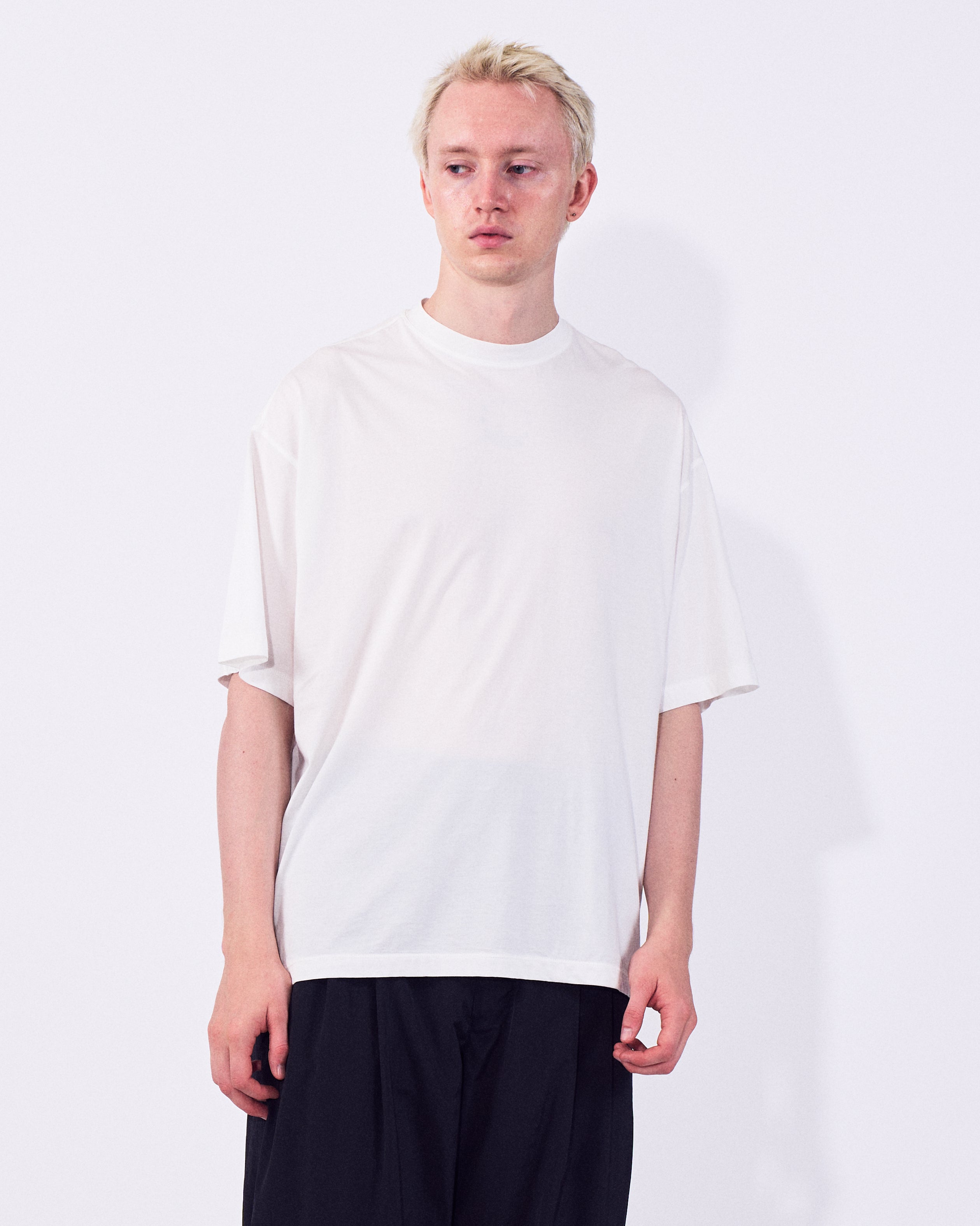 UNIQ ユニク スンヨン着用 Tシャツ IKAKUri｜サイドポケットビッグシルエットTシャツ｜ユニセックス