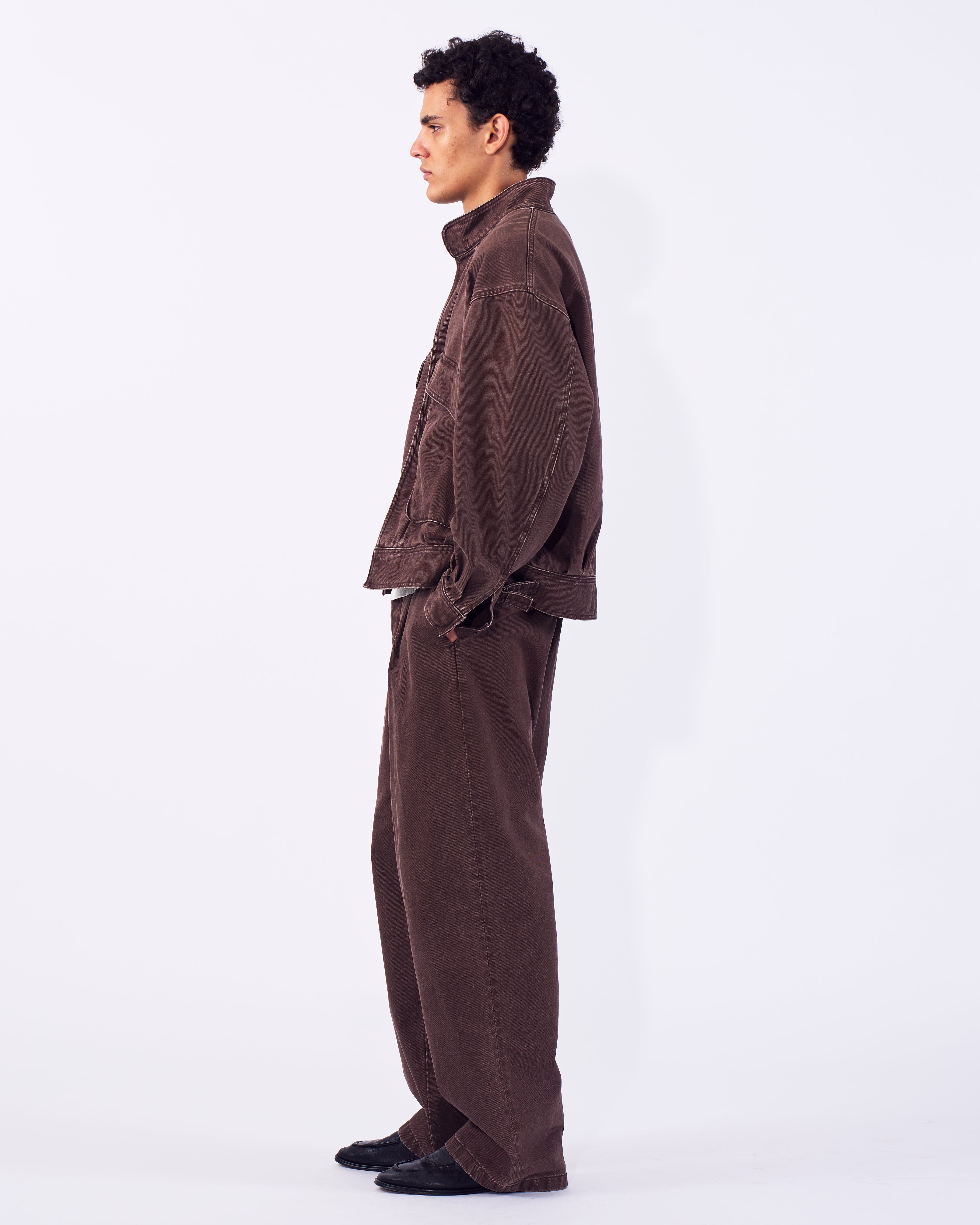 1pleated Wide Tapered Trousers | YOKE Official Website
