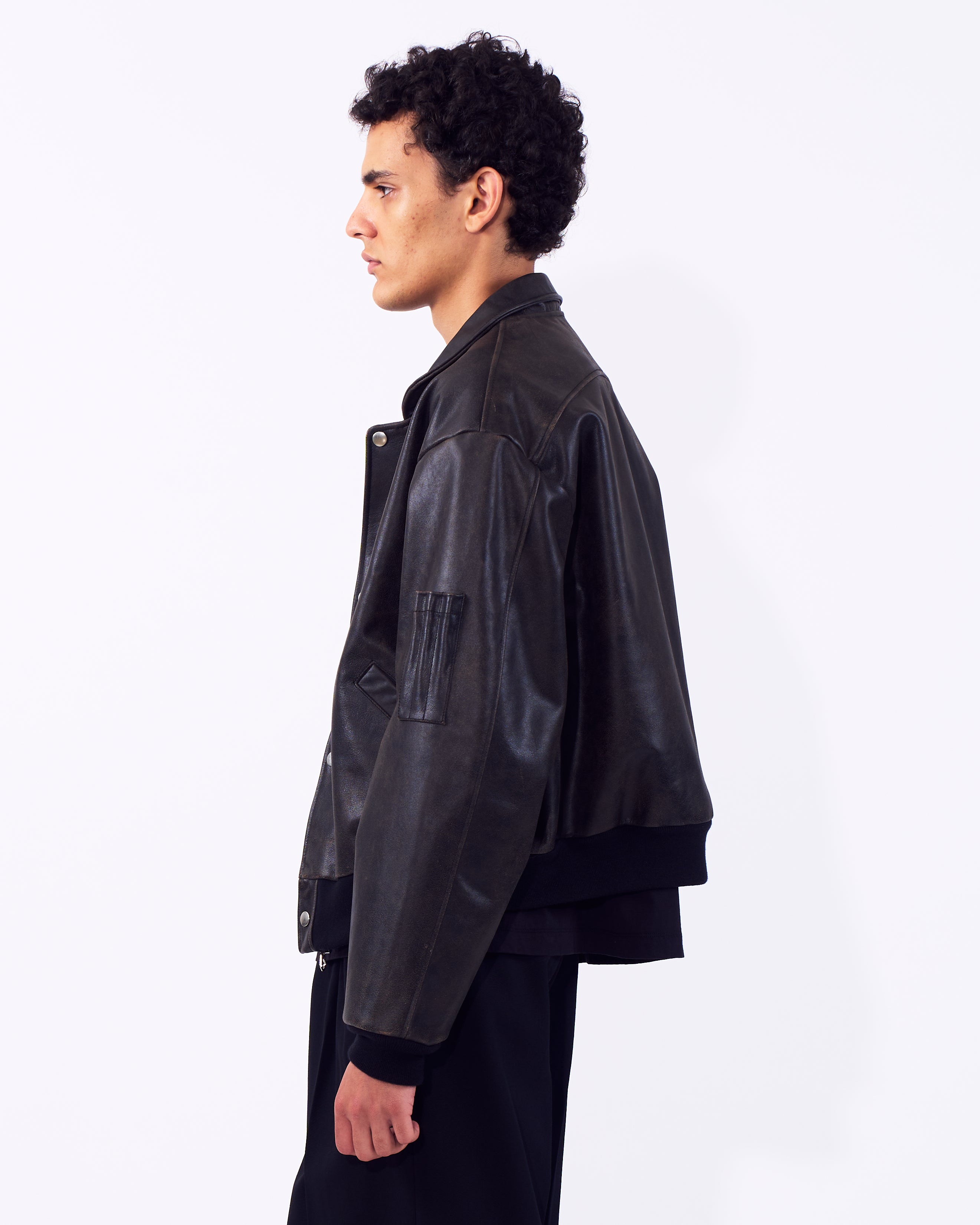 Cracked Leather Flight Jacket | YOKE Official Website