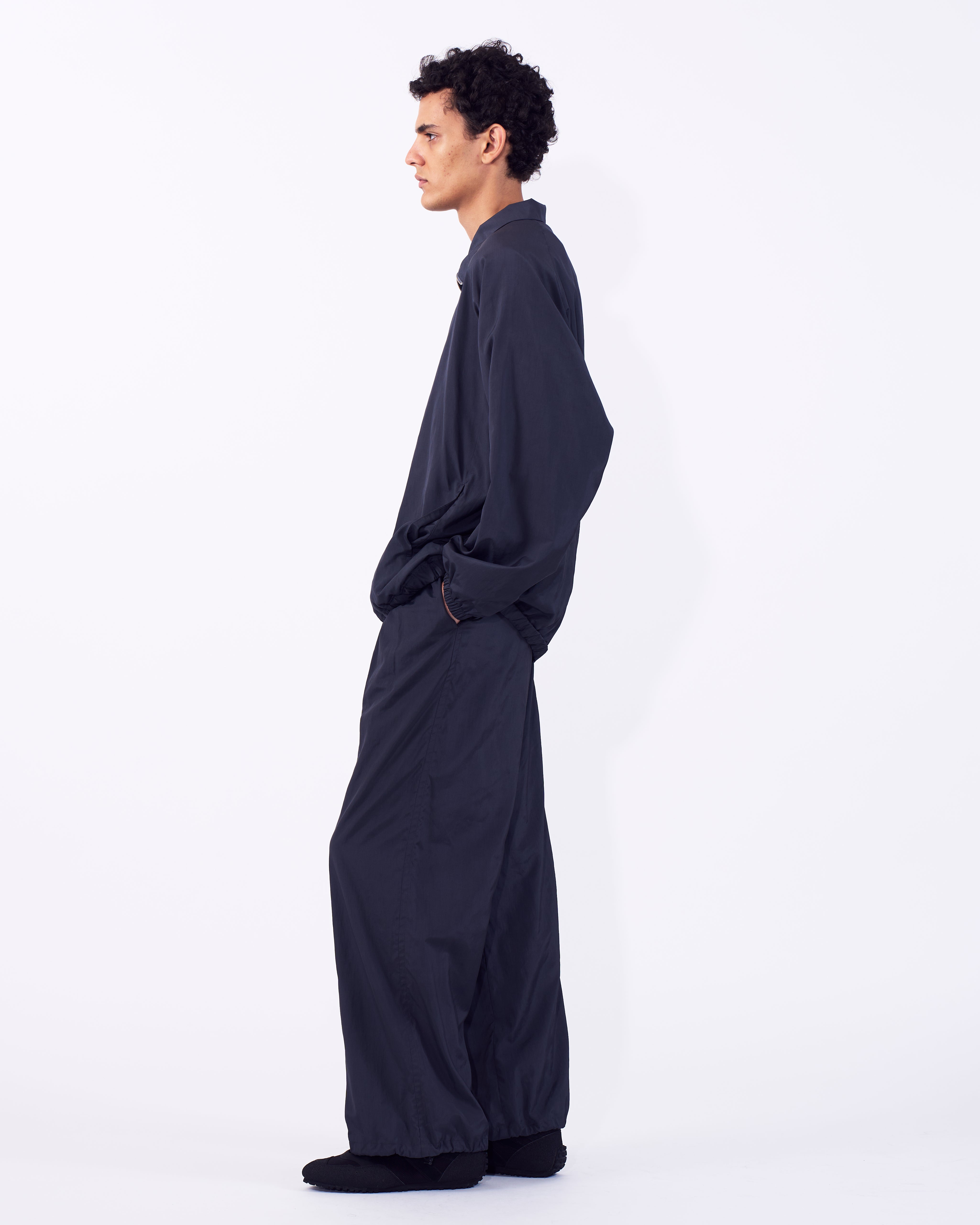 Silk Nylon 2Pleated Easy Pants | YOKE Official Website
