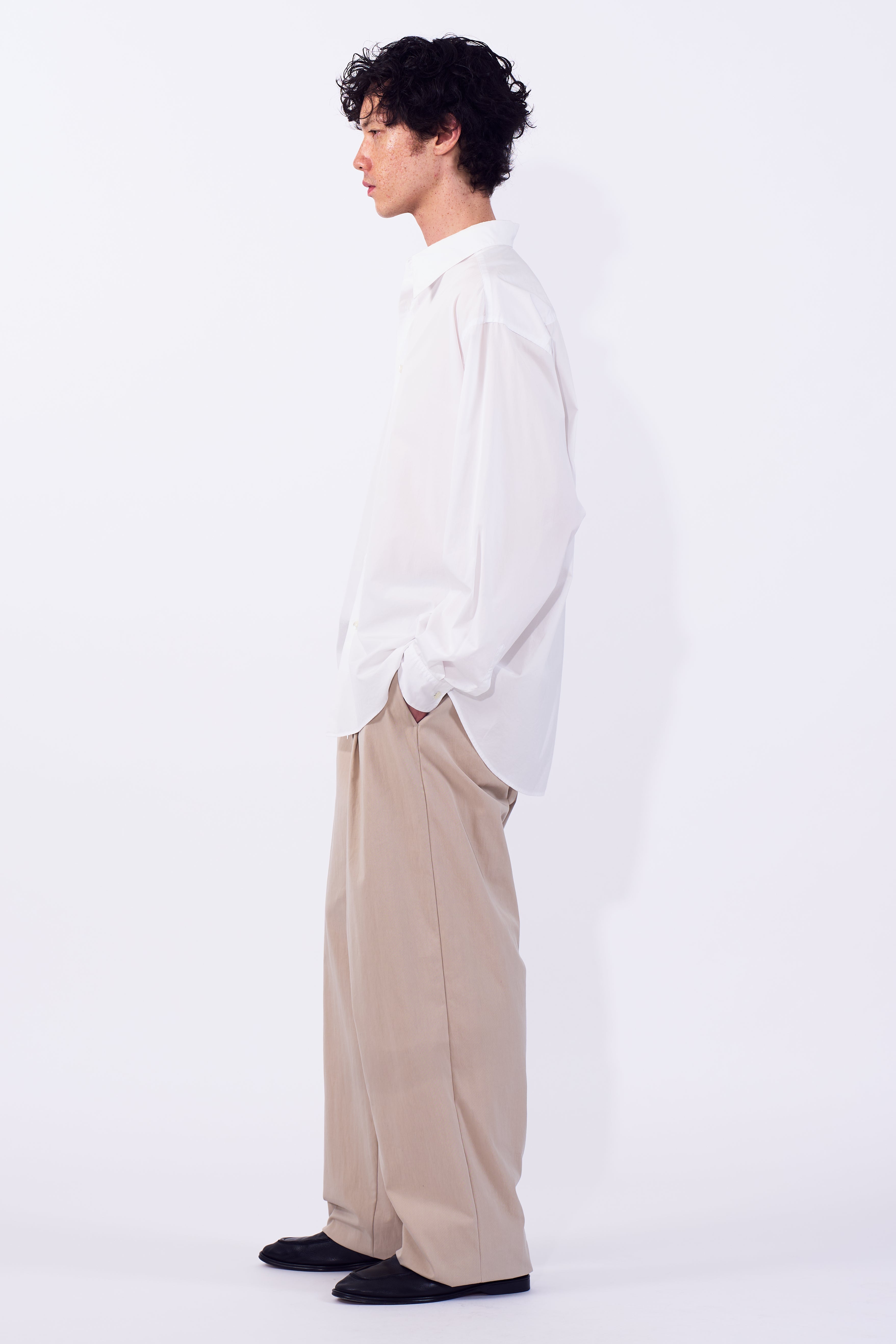 1pleated Wide Tapered Trousers | YOKE Official Website