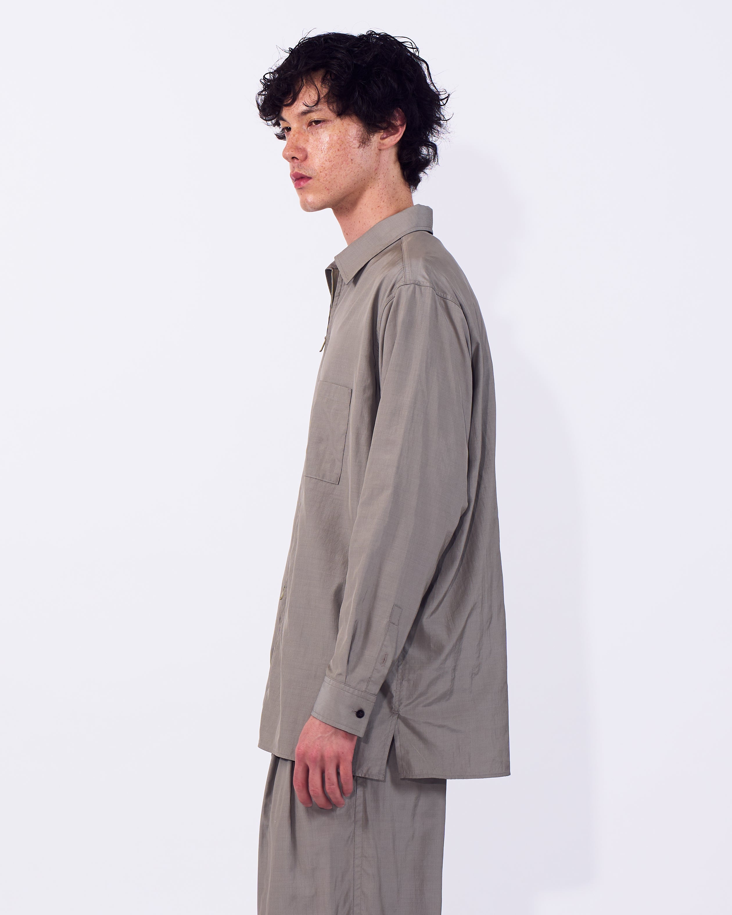 Silk Nylon Zip Shirt | YOKE Official Website