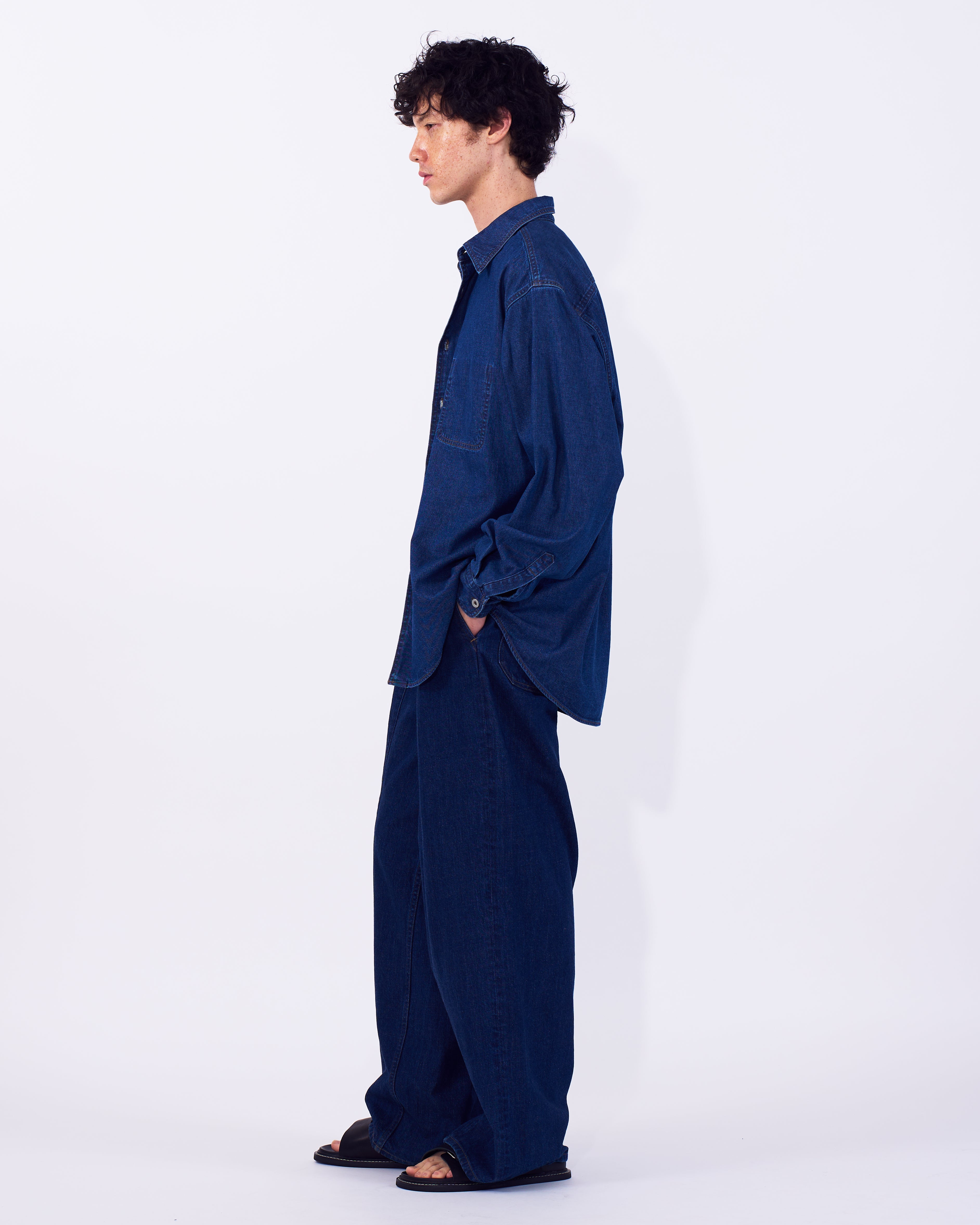 Vintage Washed 3tuck Wide Denim Trousers | YOKE Official Website