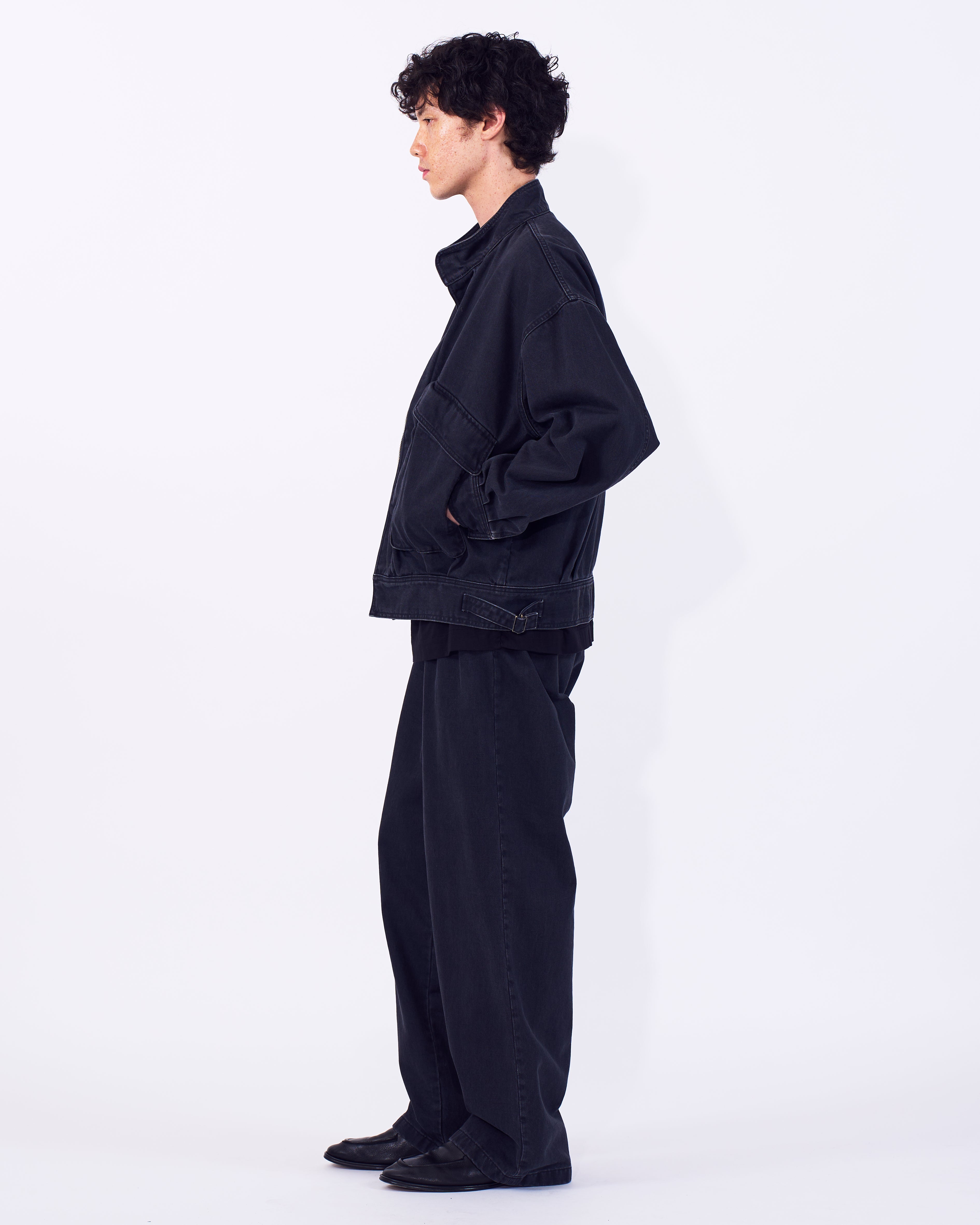 1pleated Wide Tapered Trousers | YOKE Official Website