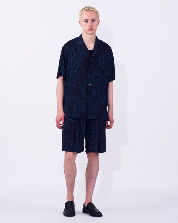 Leaf Pattern Printed Rayon 2Pleated Easy Shorts