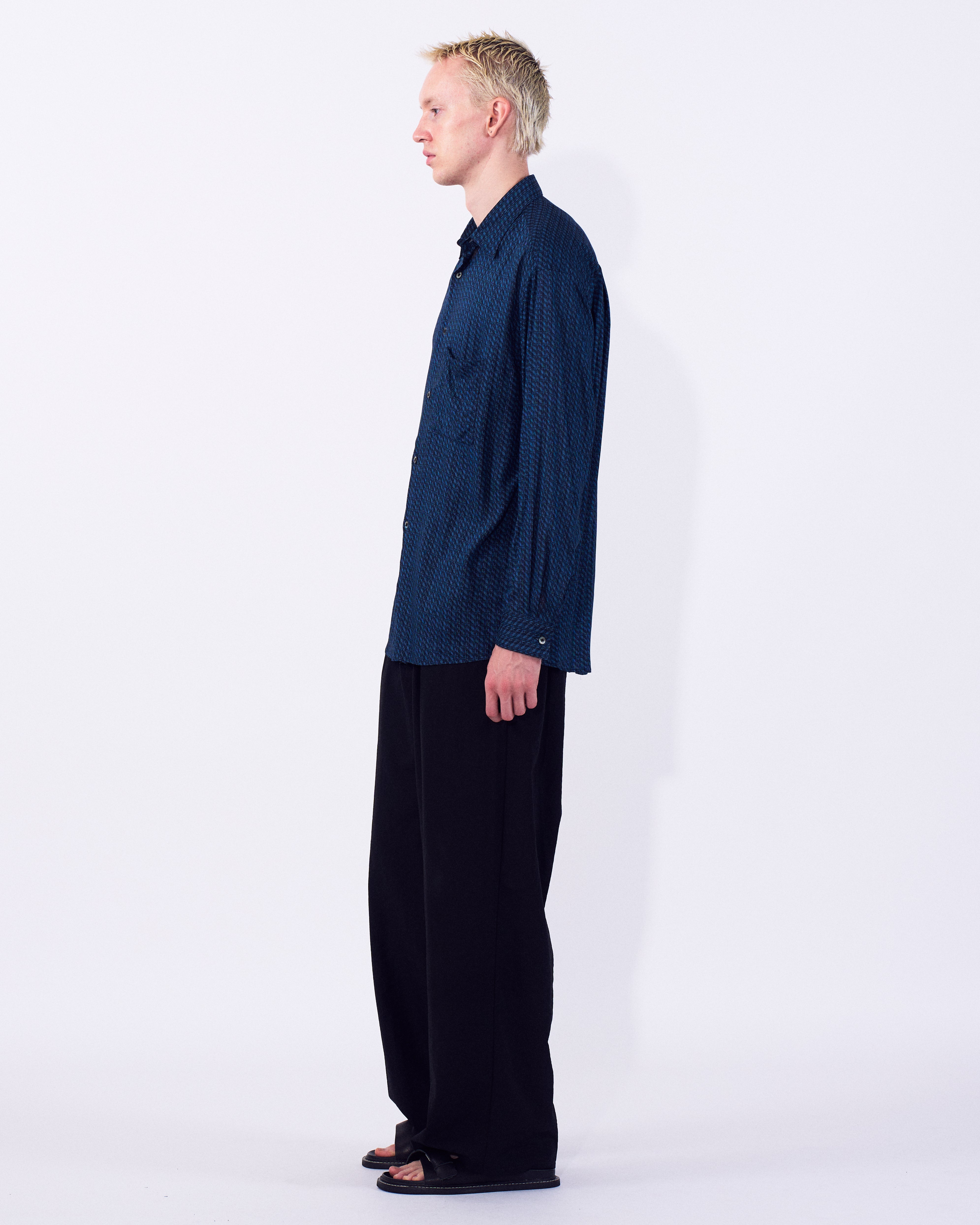 Vintage Pattern Printed Shirt | YOKE Official Website