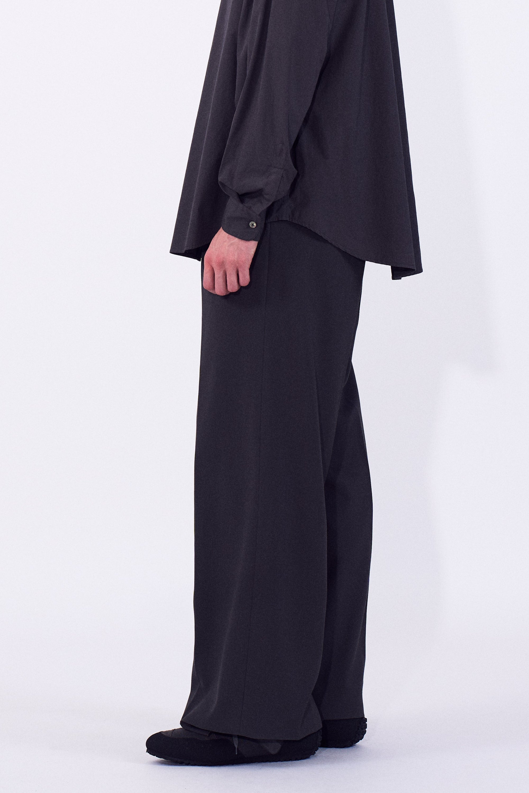 2/60 Wool Gabardine 3pleated Wide-leg Trousers