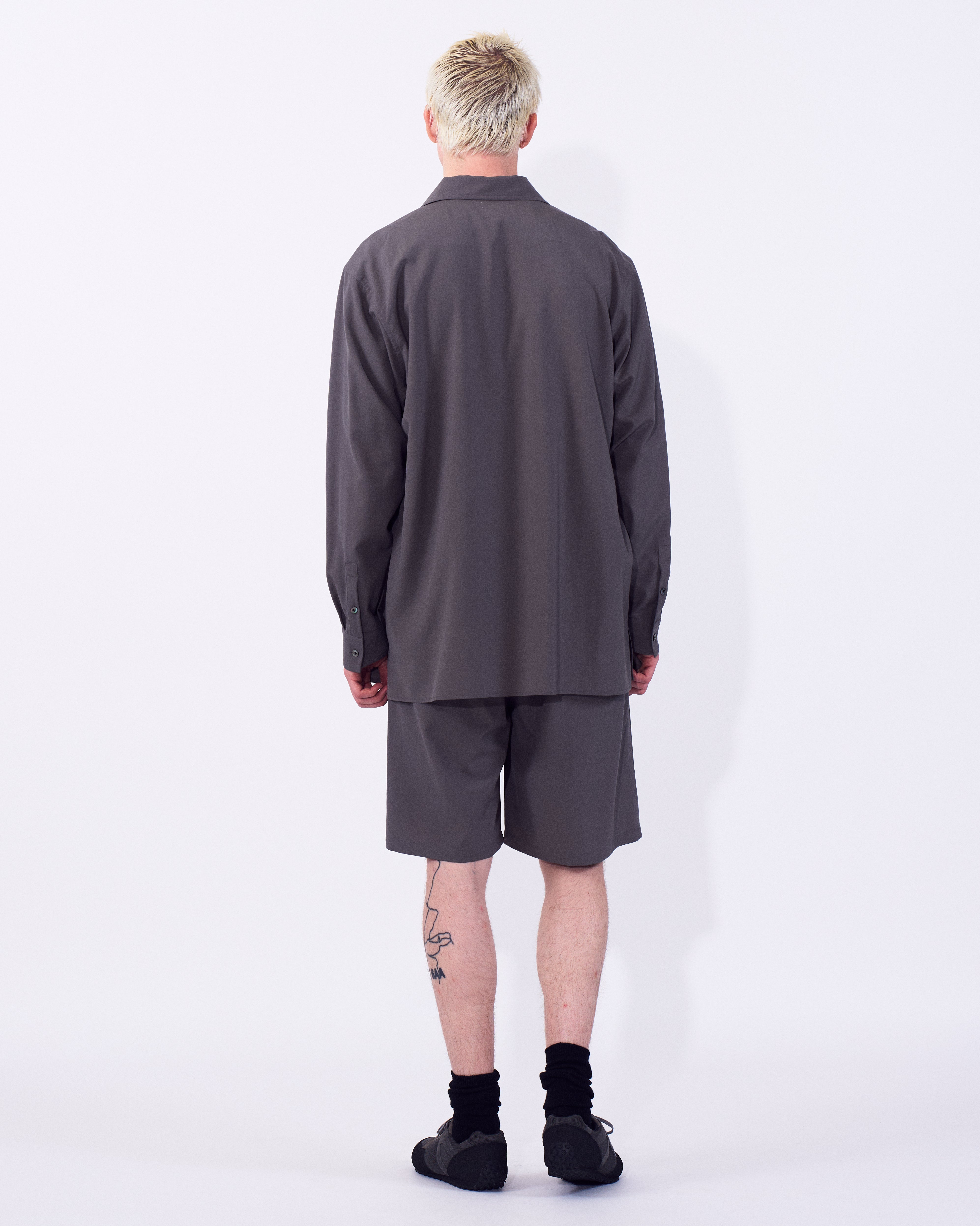 Wool Washer Tropical 2Pleated Easy Shorts | YOKE Official Website