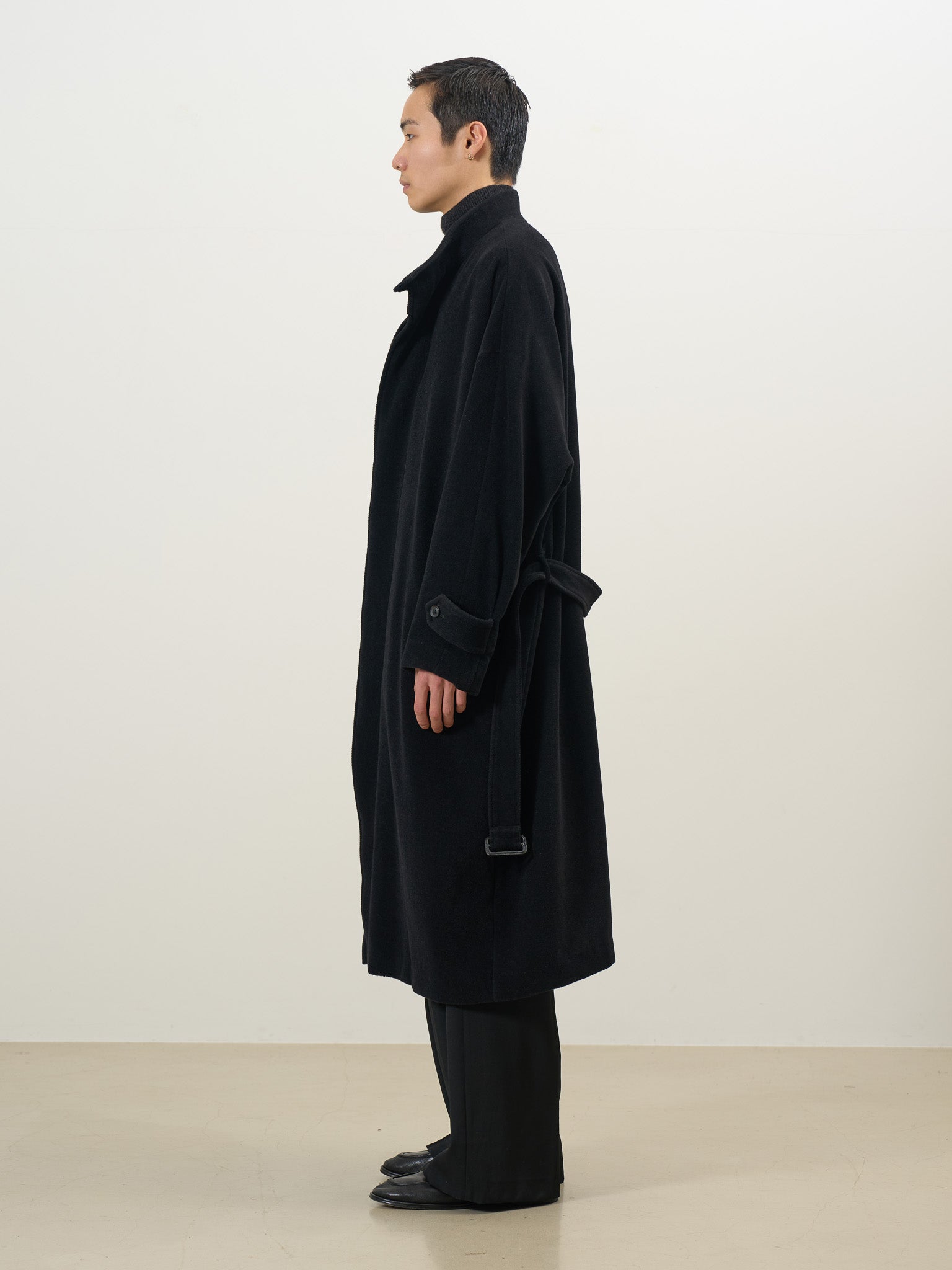 Angora Wool Stand Collar Over Coat | YOKE Official Website