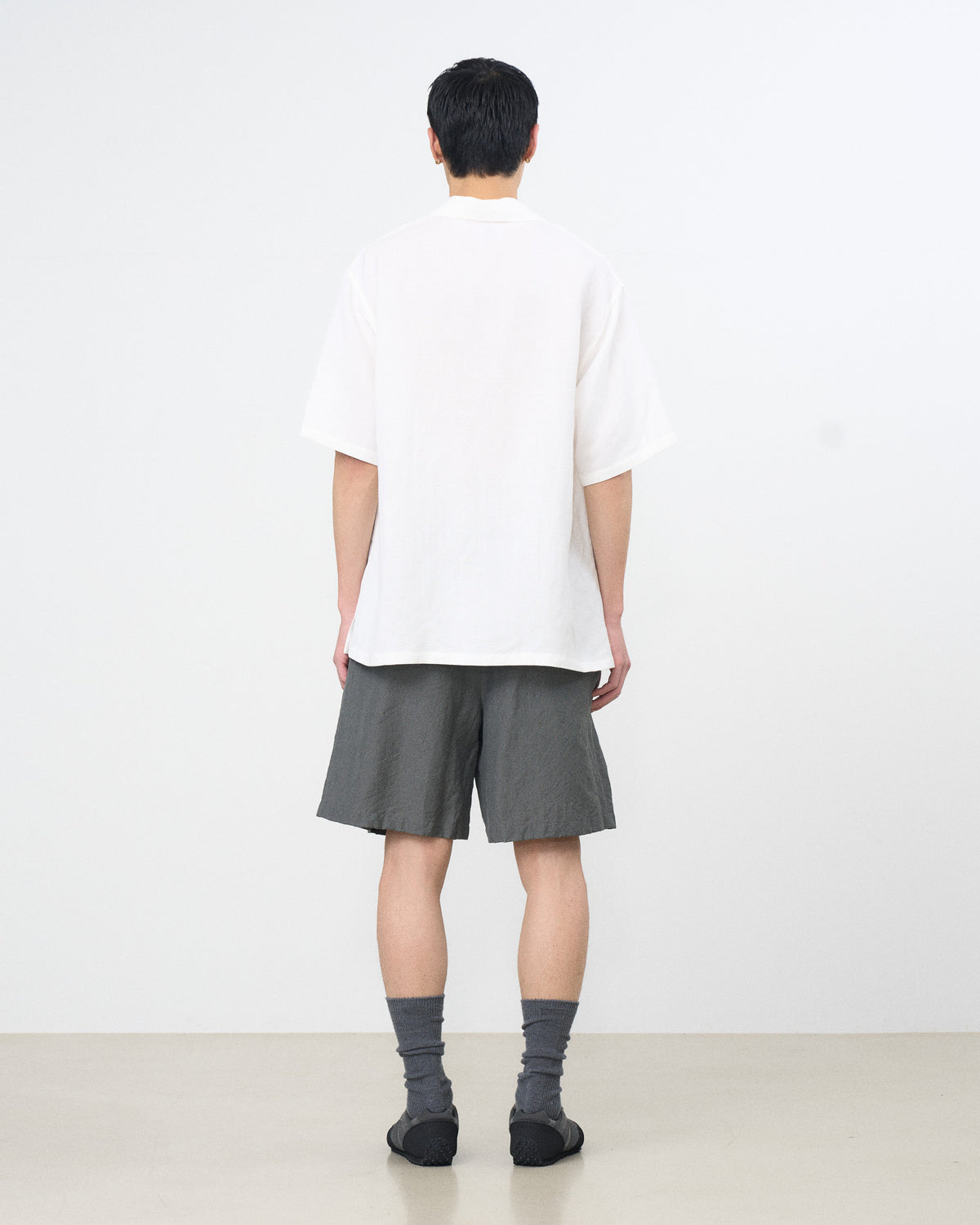 Wool Linen Weather Cloth 3pleated Shorts